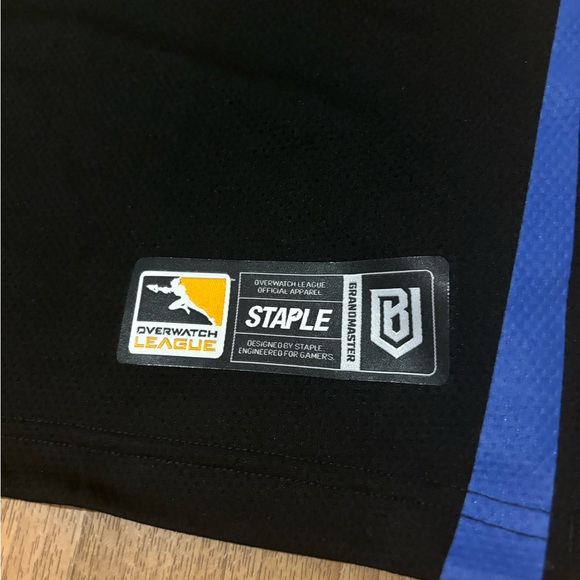 Overwatch League Uprising Boston Jersey - Picture 2 of 8